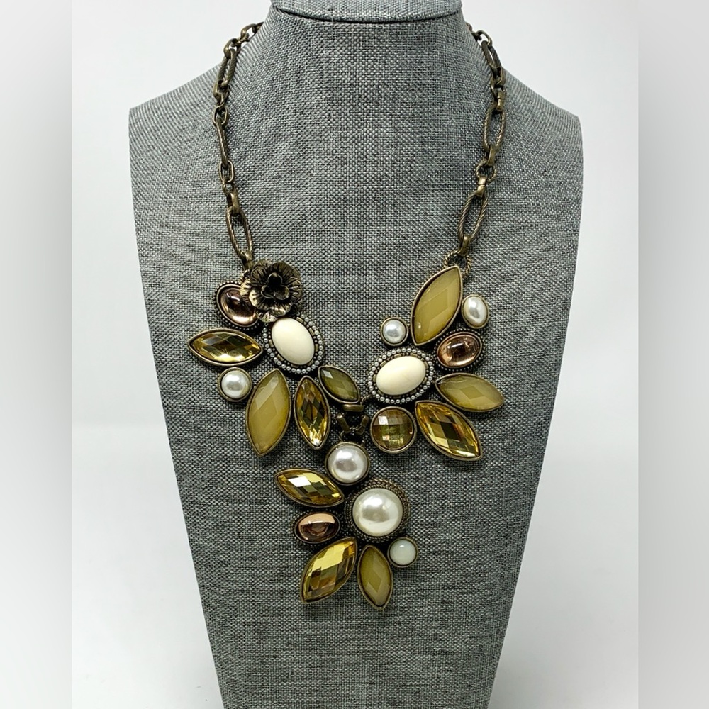 Chico’s Faux Pearl Multi-Stone Statement Necklace - Picture 2 of 8